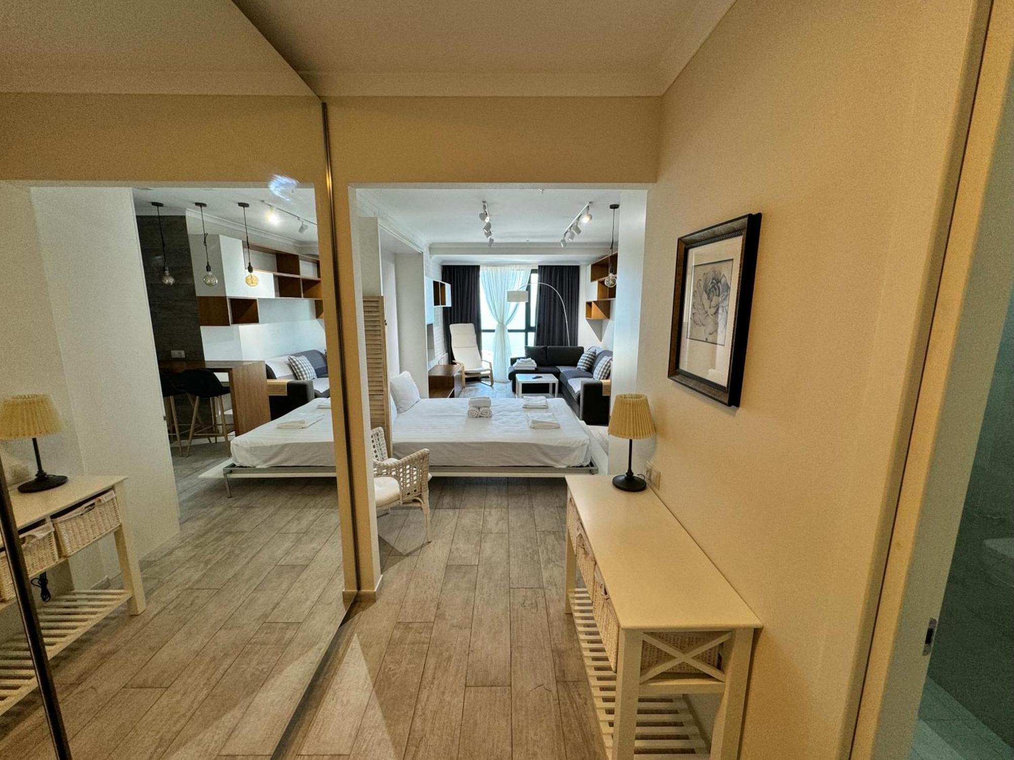 Apartment In Porta Batumi Tower 외부 사진